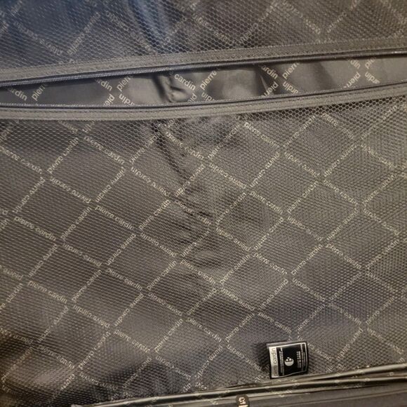 Luggage Set 3 cases MINT condition Pierre Cardin Premium Soft side Lightweight - Picture 4 of 16